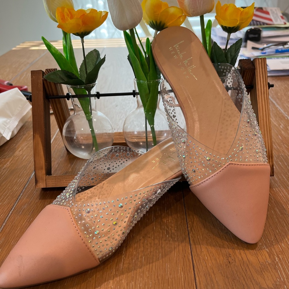Women’s Blush / Nude Pointed Toe Slip-On Flats with Crystal Accents. Size 7